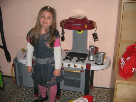 shannen qui nous pr�pare a manger