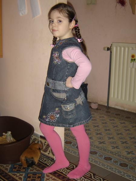 shannen qui prend encore la pose