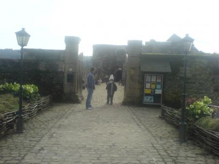 l'entr� du chateaux de bouillon