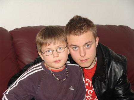 et oui ils sont c�libataire alors doucement