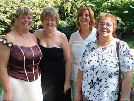 mes tantes, ma maman et son amie