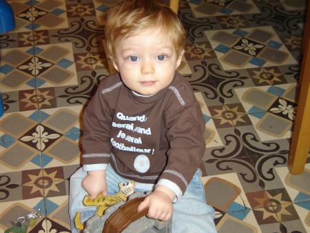 il fait le jolis coeur